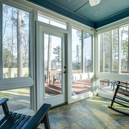 Lovely Fayetteville Home Deck And Fireplace! Экстерьер фото
